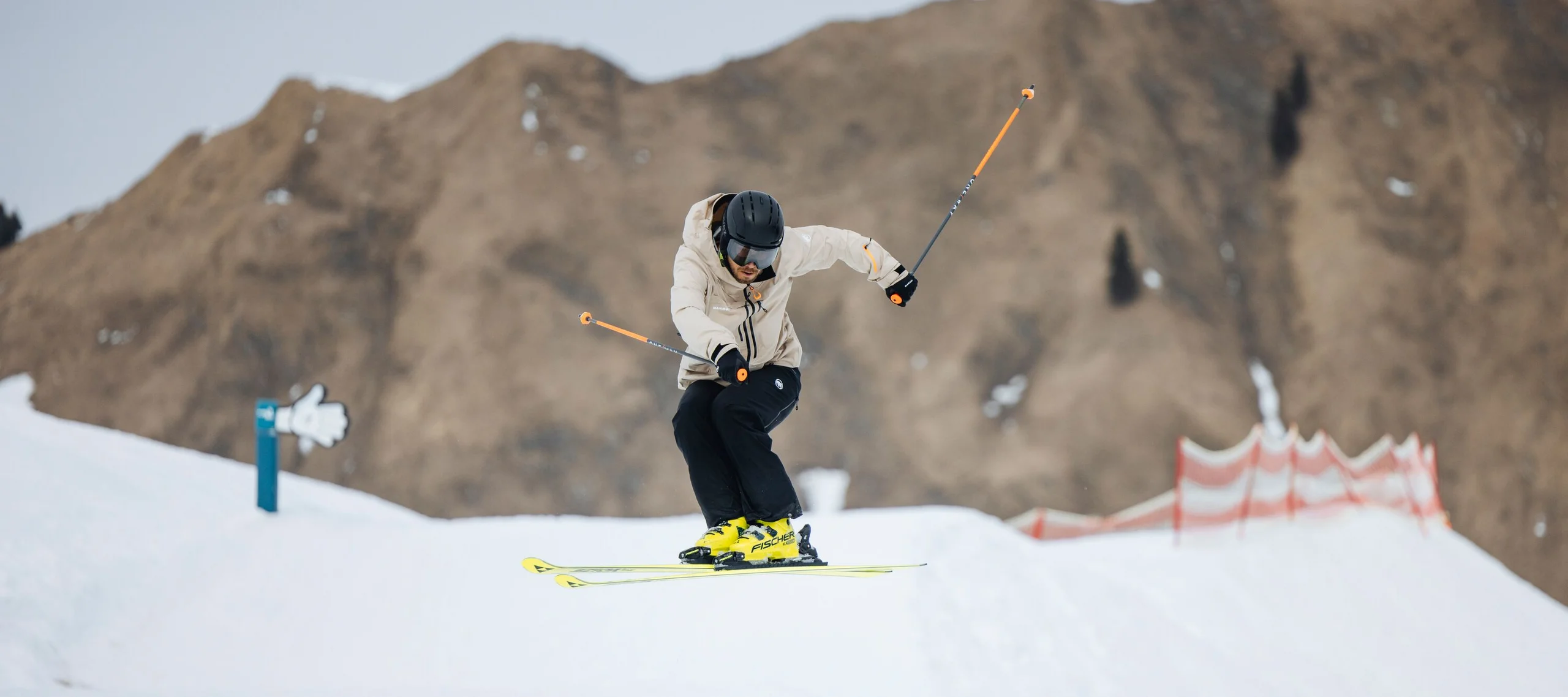 Skifahrer am Fellhorn springt